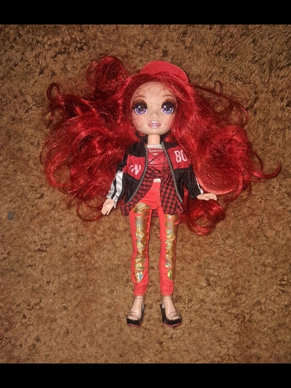 Rainbow High ! Modern Fashion Dolls Ruby Anderson